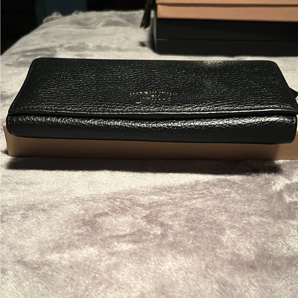Gucci Black Pebbled Leather Wallet with Gold Stamp - Picture 3 of 12
